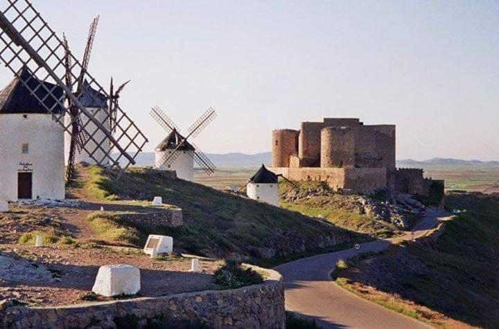 Posada De Los Consules Consuegra Bagian luar foto
